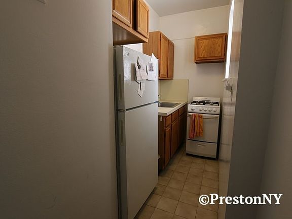 5th image of 416 Lafayette St APT 5C