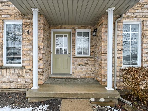 2nd image of 210 Dawn Ave #4