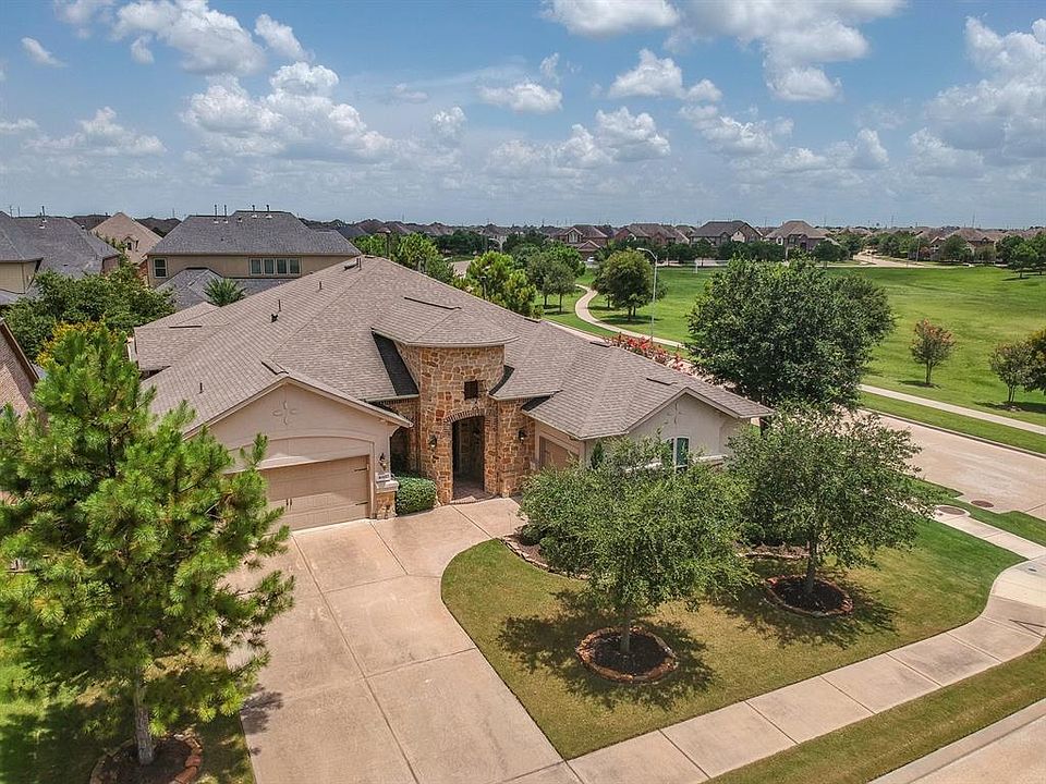 1st image of 10302 Radcliff Lake Dr