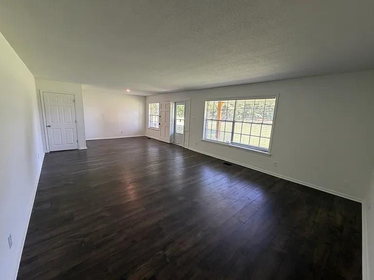 14738 Faulkner Lake Rd — Photo 7