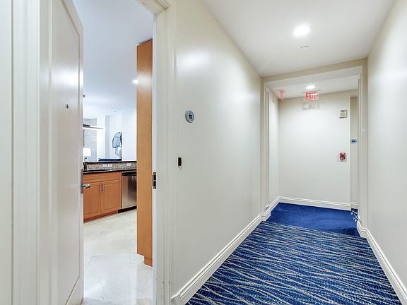 4th image of 331 Cleveland St APT 213
