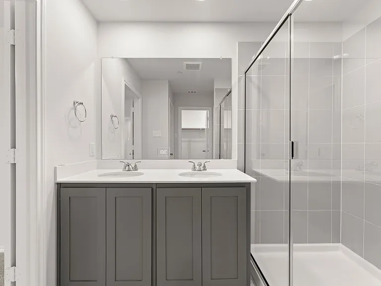 4511 Avion Dr — Photo 10