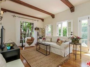 411 N Almont Dr, West Hollywood, CA 90048
