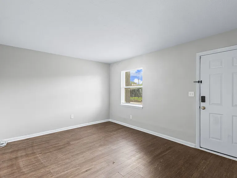 1708 Stallings Ave — Photo 11