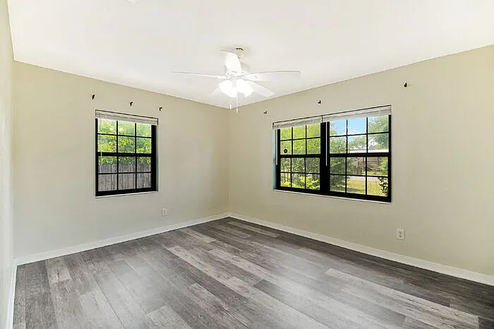 5824 Nashville Ave — Photo 11