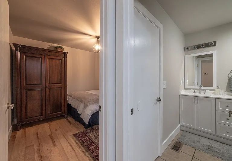 111 Bond St — Photo 7
