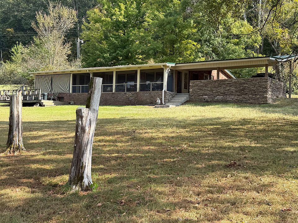 1st image of 84 Forest Rd