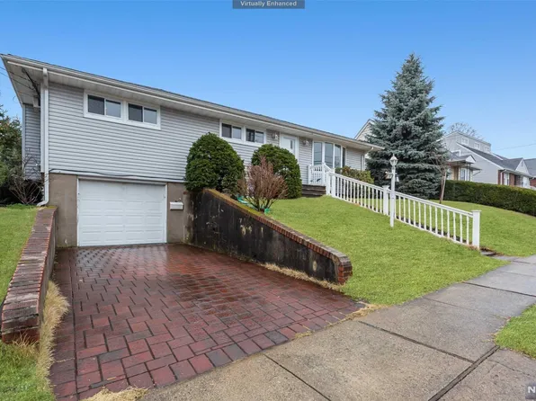 90 Fencsak Ave, Elmwood Park, NJ 07407