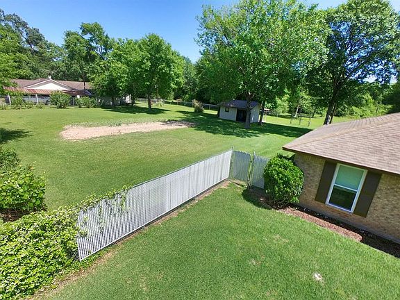 Your 2 extra Lots. Liket to garden? Horses? YES YOU CAN!