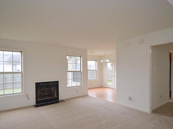 3rd image of 2220 Rawlings Ct