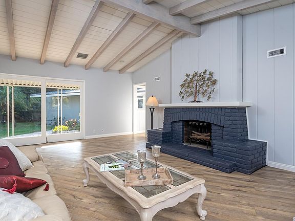 5th image of 368 E Mendocino St
