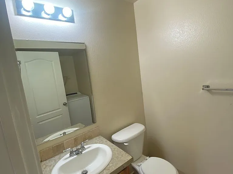 2273 Lexis Ln — Photo 16