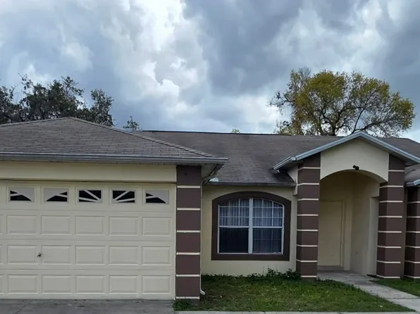 8420 Philatelic Dr, Spring Hill, FL 34606