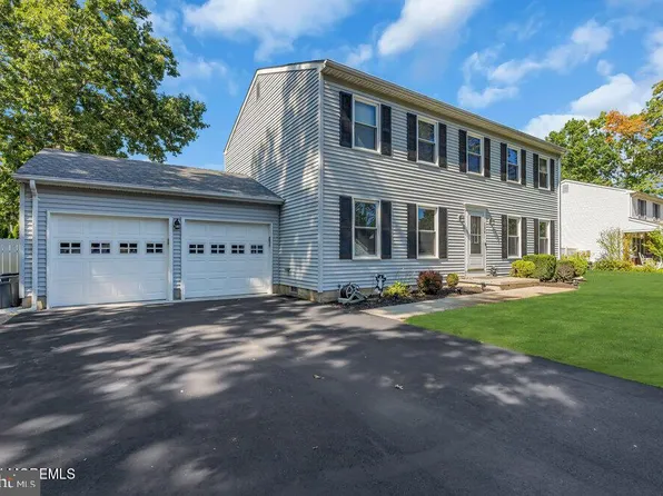 126 Fox Hollow Dr, Lanoka Harbor, NJ 08734