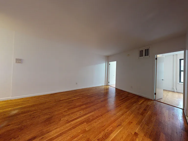 307 E 77th St #3E — Photo 3