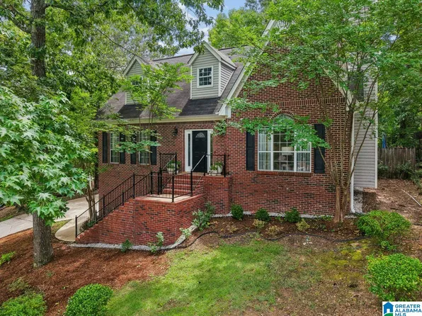 184 Grande View Ln, Maylene, AL 35114