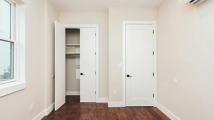 Rented by Nooklyn NYC LLC | media 12