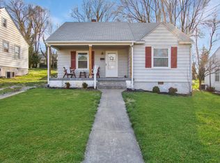 22 Lake Ave, Salem, VA 24153
