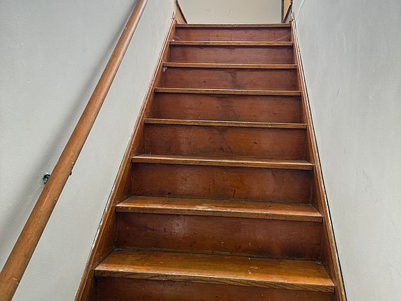 5th image of 536 Cypress Ave