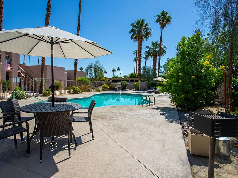 73820 Shadow Mountain Drive — Photo 12