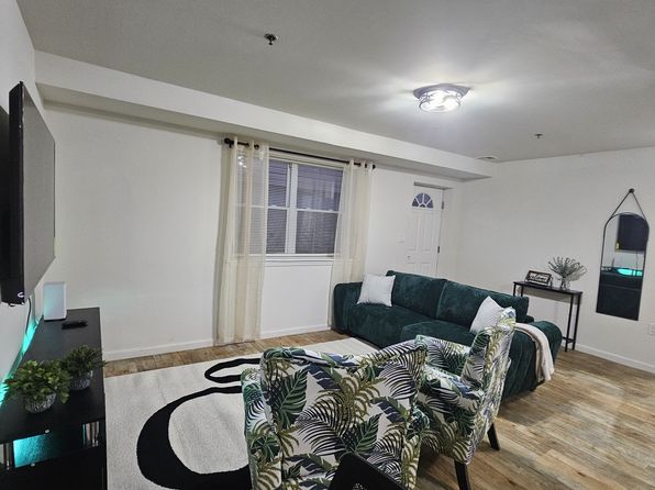 (undisclosed Address)