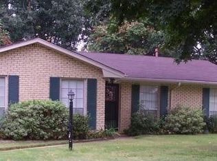 624 Glade Park Dr, Montgomery, AL 36109