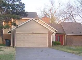 209 Laurel Pl, Enid, OK 73703