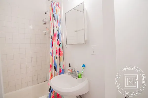 Rented by Nolita Group | media 17