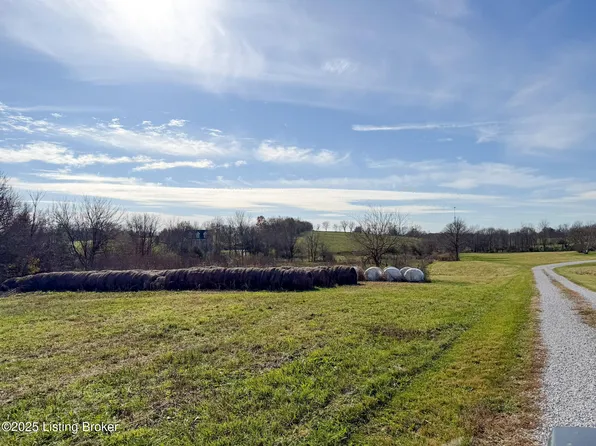 2311 Castle Hwy, Eminence, KY 40019