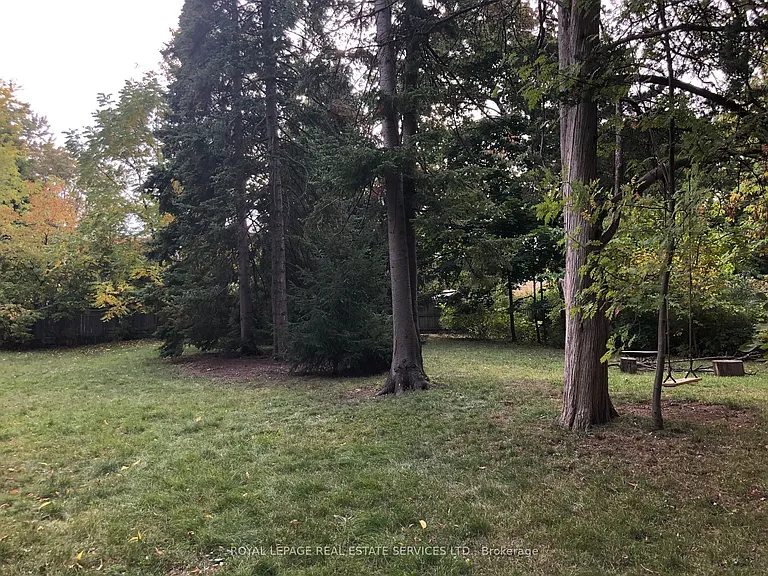 14 Avonhurst Rd — Photo 4