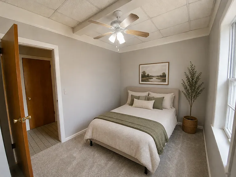 329 Lyon St NE #1 — Photo 3