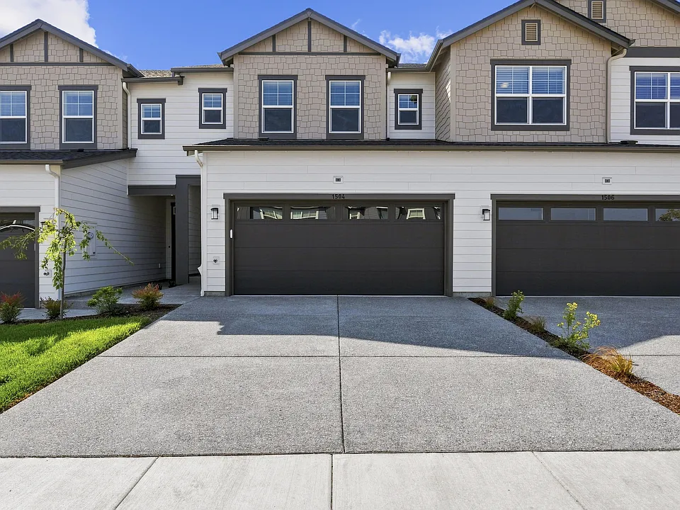 1504 NE 185th Ave