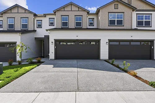 1504 NE 185th Ave Photo 1