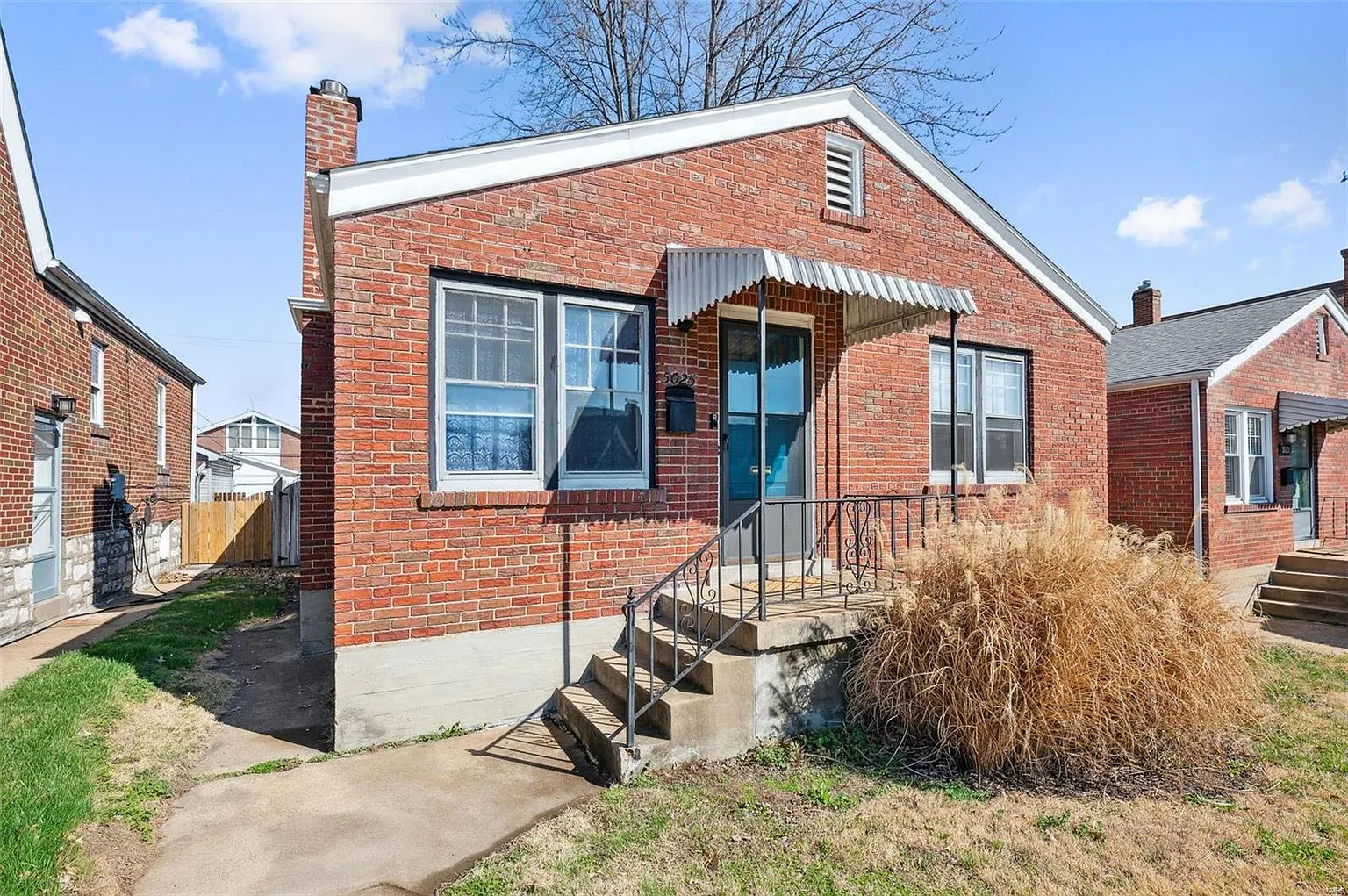 5025 Parker Ave photo 1