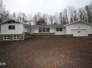 103 Tashua Rd, Trumbull, CT 06611