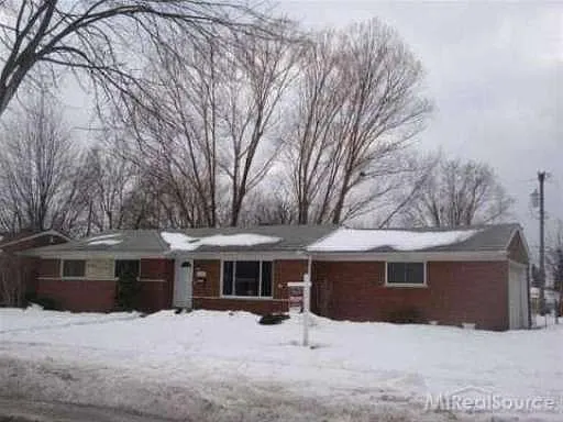 31131 Roan Dr photo 1