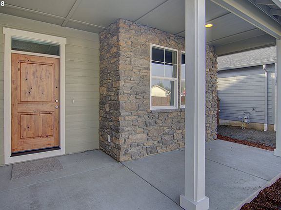 4th image of 13805 NE 92nd Cir