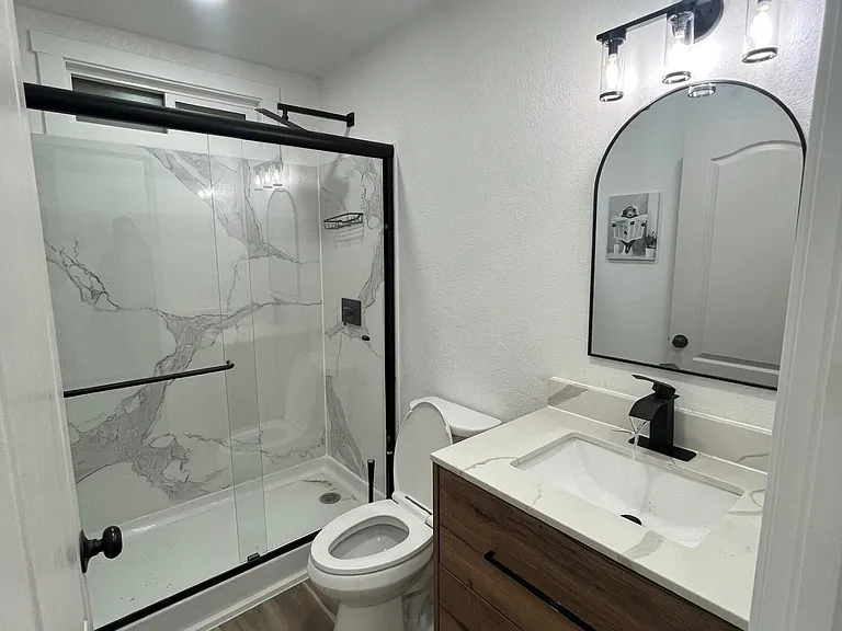 731 Kermit Ct — Photo 10