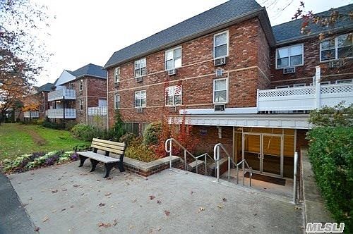 1st image of 40 Daley Pl APT 114