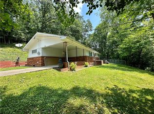 34 Shady Ridge Rd, Chapmanville, WV 25508