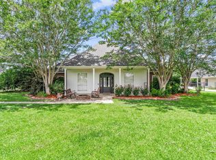 16021 Acadia Dr, Prairieville, LA 70769
