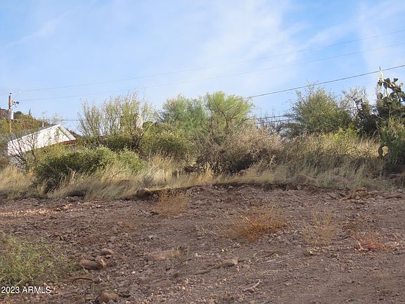 4th image of 270 W Terrace Drive #1