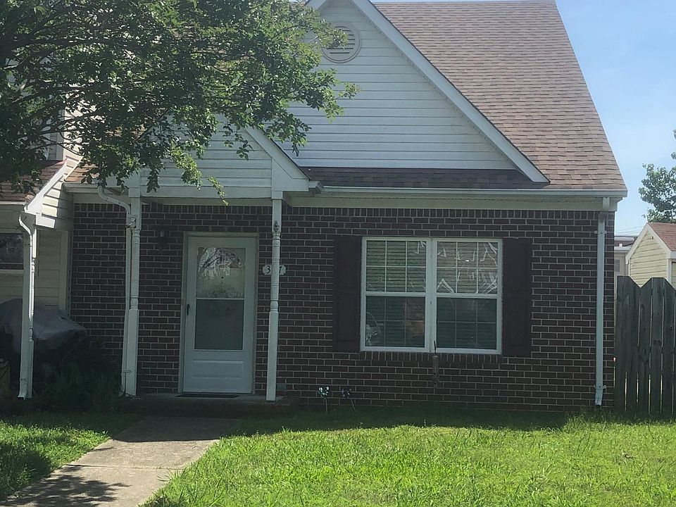 1st image of 327 Nottingham Dr
