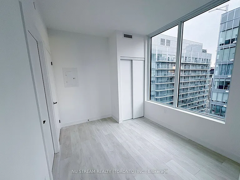 117 Broadway Ave #3404 — Photo 10