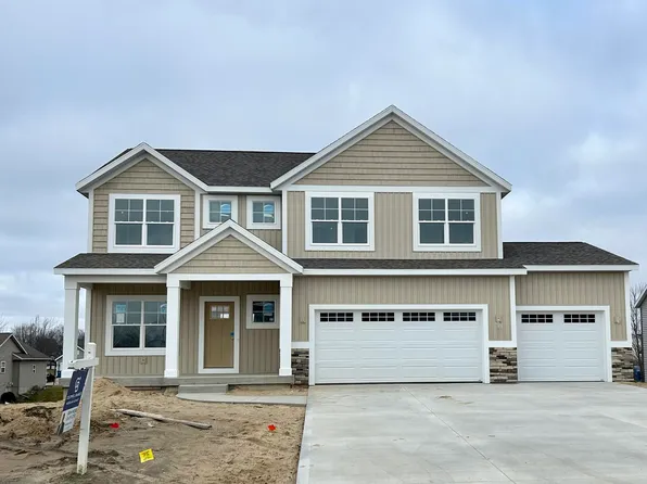 9515 Fields Dr #7, Zeeland, MI 49464