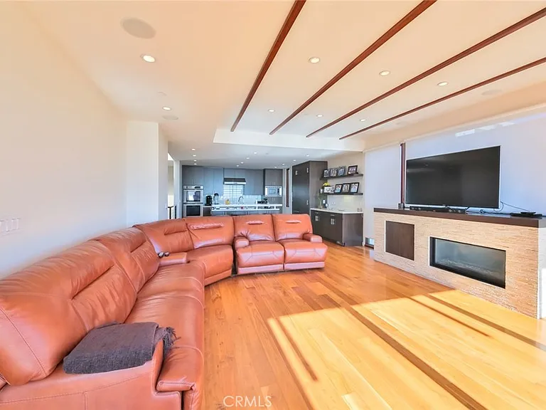 104 Manhattan Ave — Photo 19
