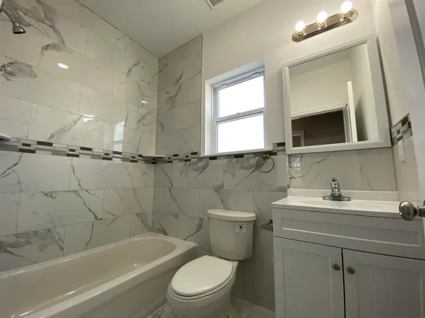 176 Avenue F image 23 of 26