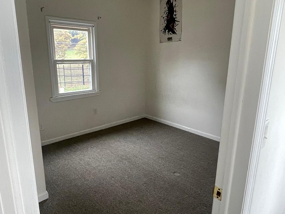 34 Shipman Ave FLOOR 2, Yonkers, NY 10704 Zillow