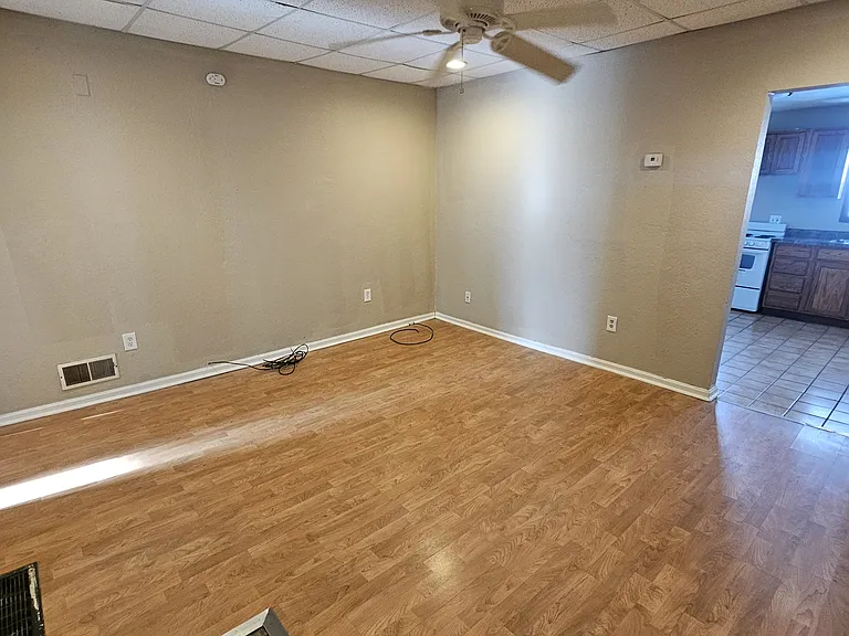 2534 Foraker Ave #1 — Photo 11