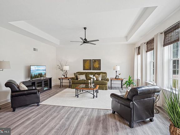 5th image of 73 Flint Dr Lot 55
